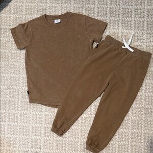 Olive + Scout - Boys Brown Joggers, Short Sleeve Tee & Shorts Set - Size: 5T